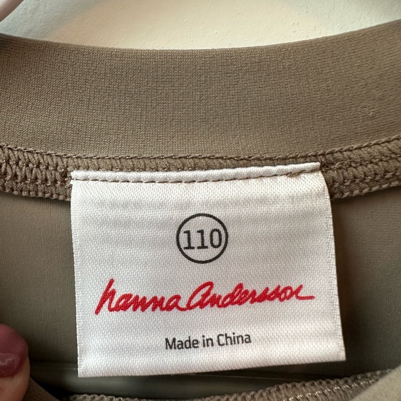 Hanna Andersson Floral Rash Guard (Size 110/4) - Picture 3 of 4